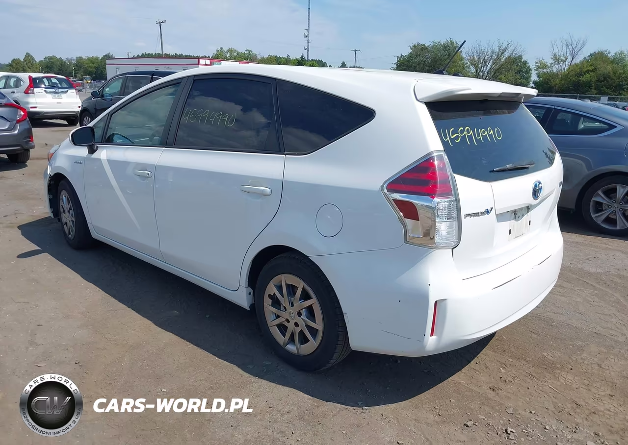 2015 Toyota Prius V Two VIN:JTDZN3EU9FJ029912 - 3