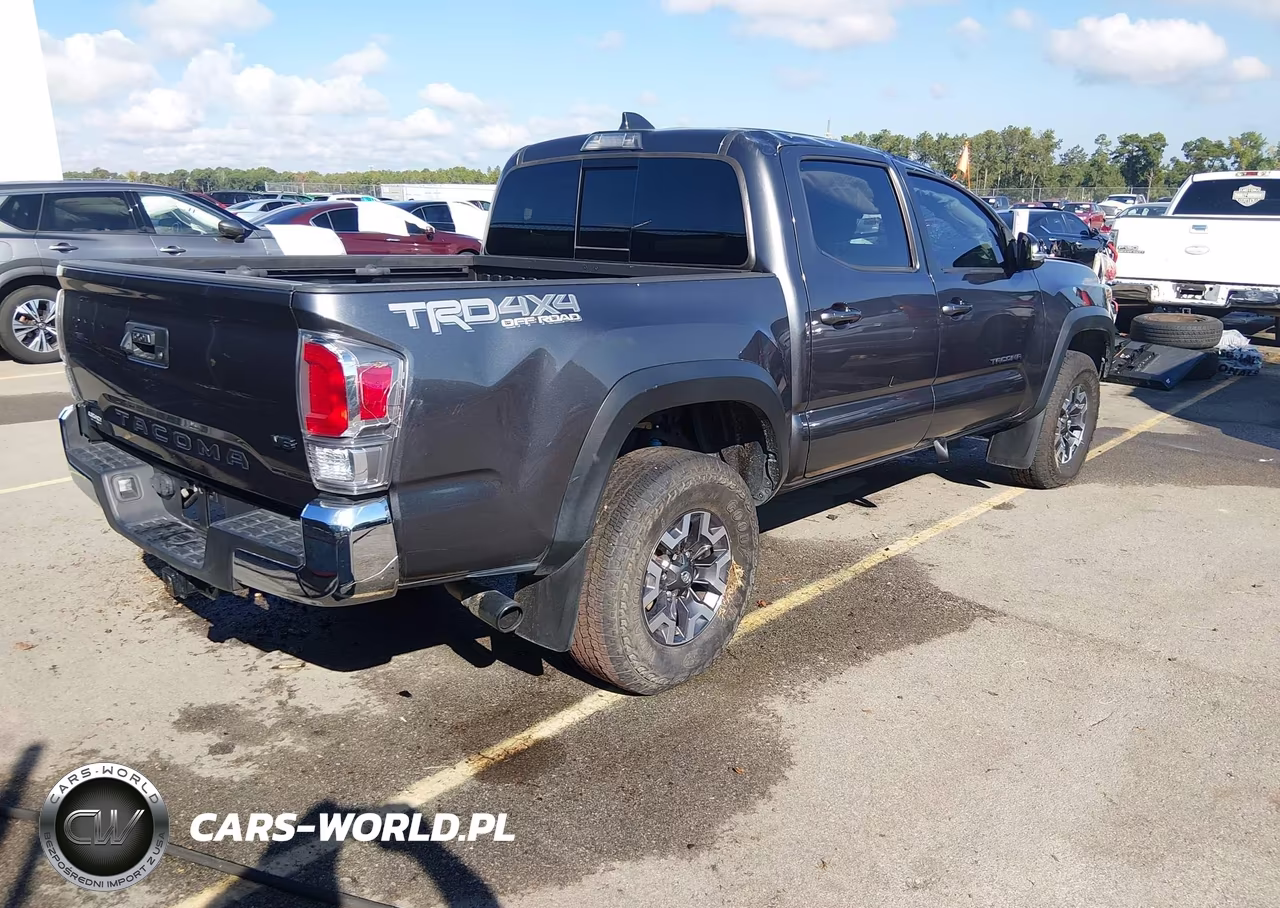 2023 Toyota Tacoma Trd Off Road VIN:3TMCZ5AN2PM582331 - 4
