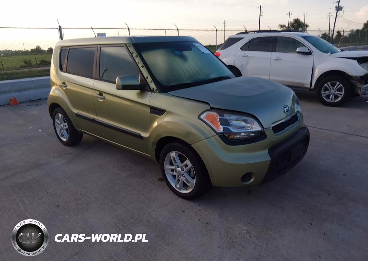 2011 Kia Soul +