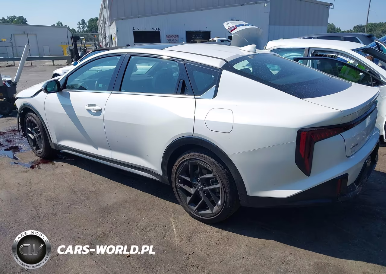 2025 Kia K4 Gt-Line Turbo VIN:3KPFW4DC0SE119441 - 3