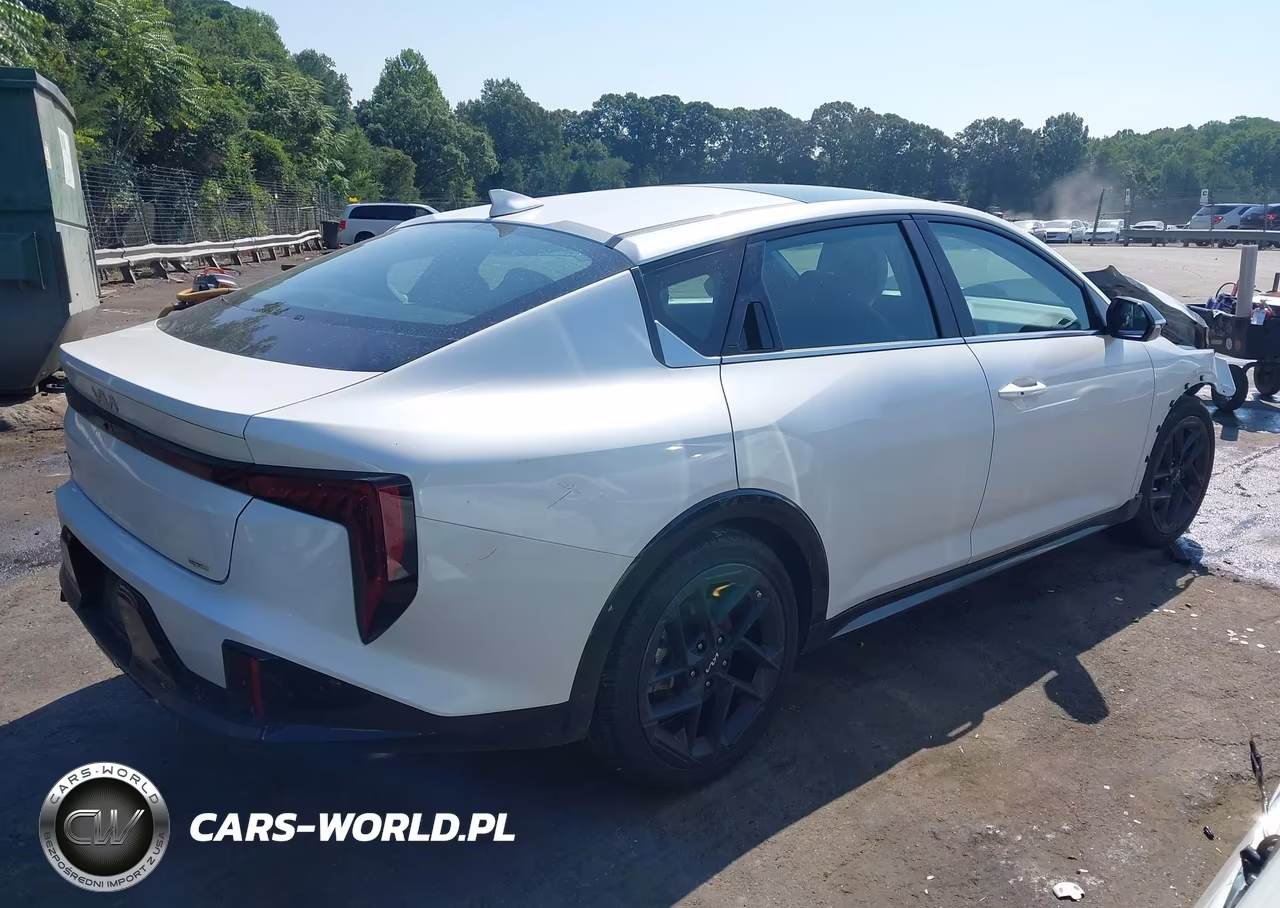 2025 Kia K4 Gt-Line Turbo VIN:3KPFW4DC0SE119441 - 4