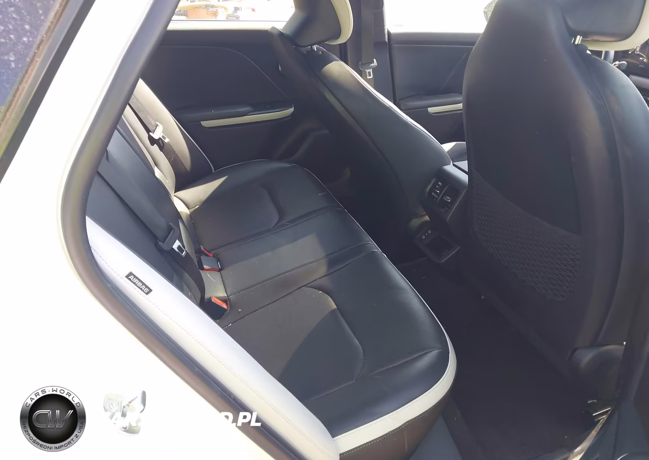 2025 Kia K4 Gt-Line Turbo VIN:3KPFW4DC0SE119441 - 8