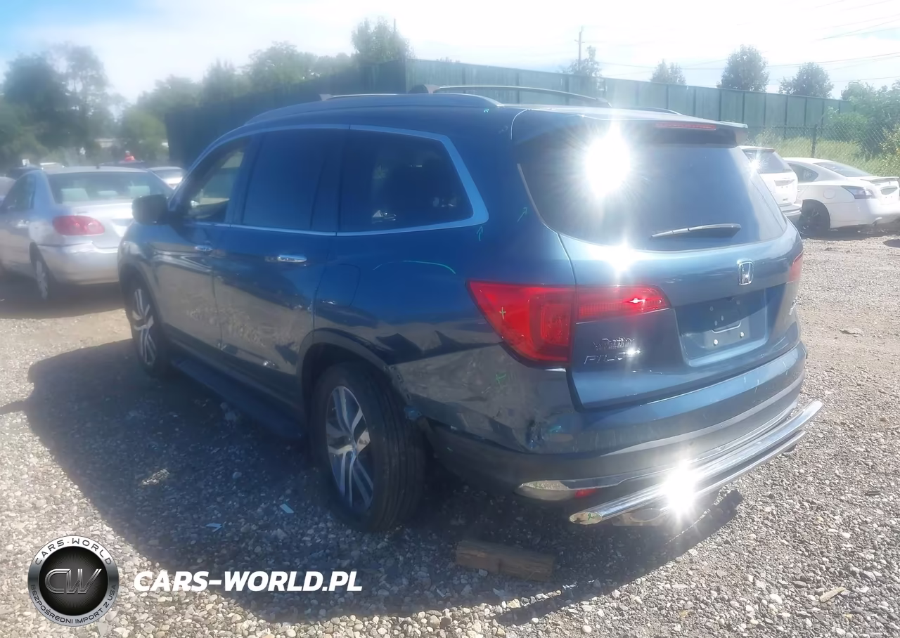 2017 Honda Pilot Elite VIN:5FNYF6H07HB059746 - 3
