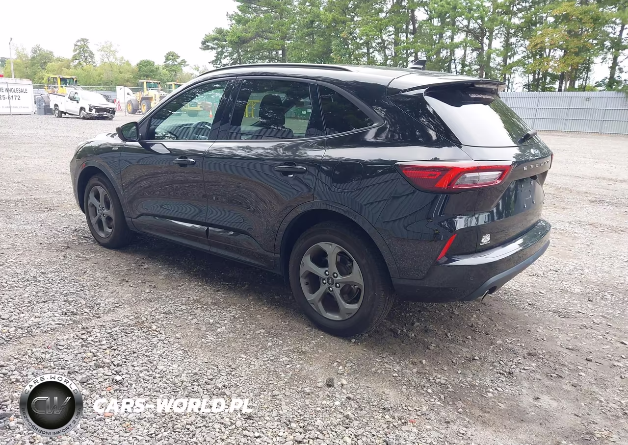 2023 Ford Escape St-Line VIN:1FMCU9MN5PUB33699 - 3