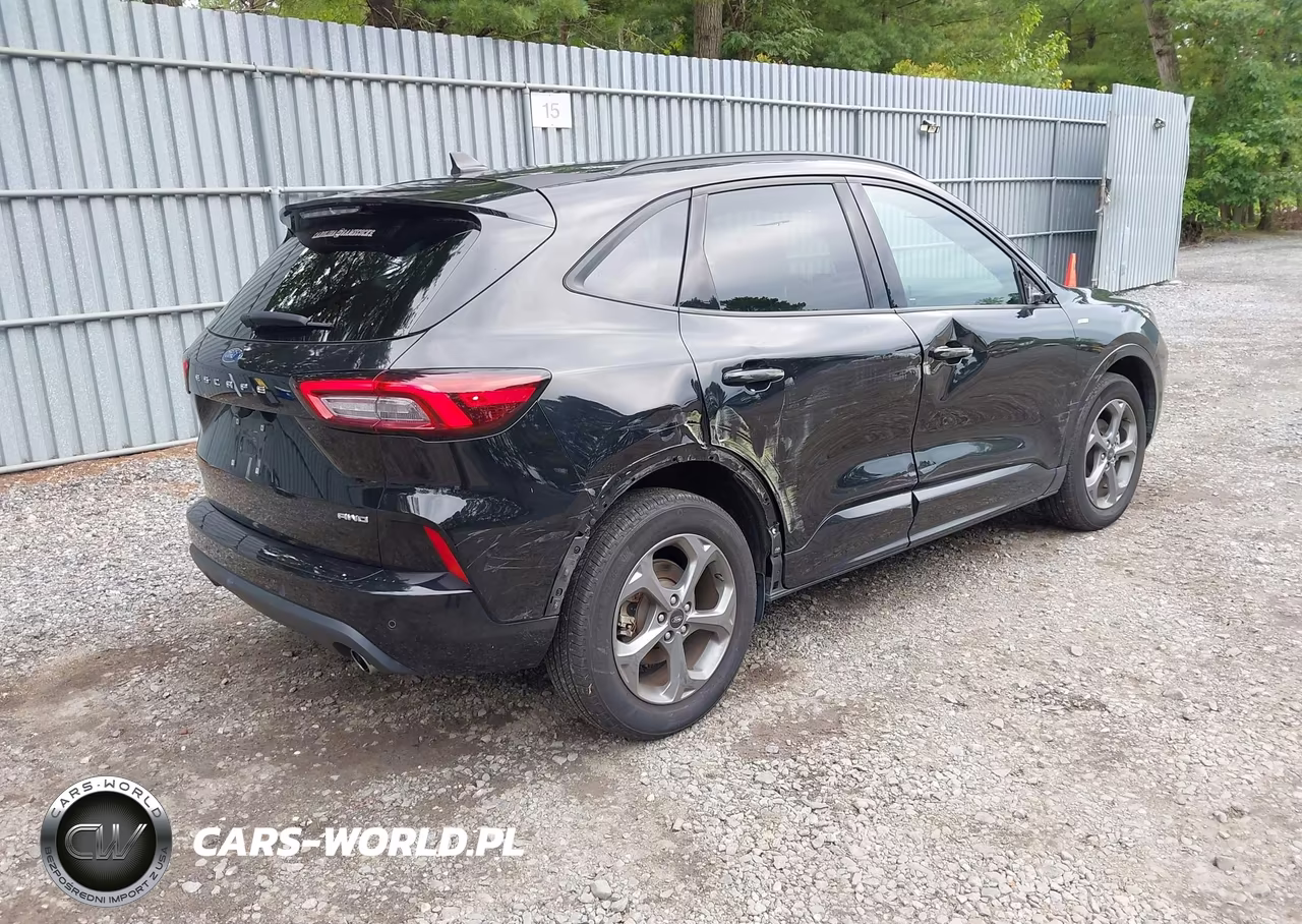 2023 Ford Escape St-Line VIN:1FMCU9MN5PUB33699 - 4