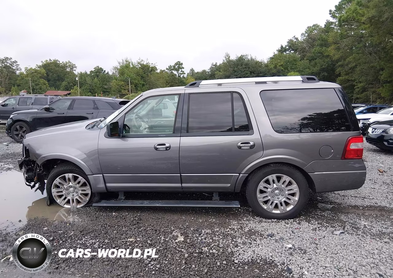 2013 Ford Expedition Limited VIN:1FMJU2A52DEF13575 - 15