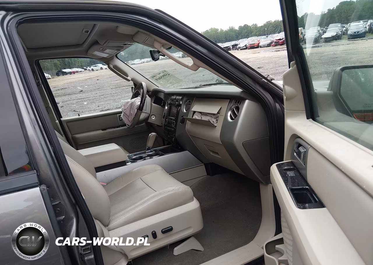 2013 Ford Expedition Limited VIN:1FMJU2A52DEF13575 - 5