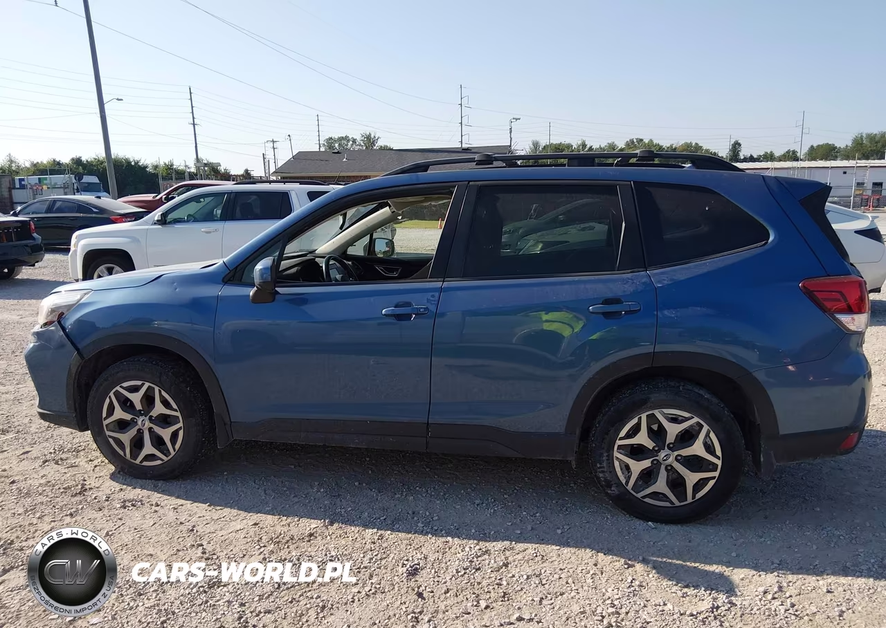 2020 Subaru Forester Premium VIN:JF2SKAJC9LH444096 - 14