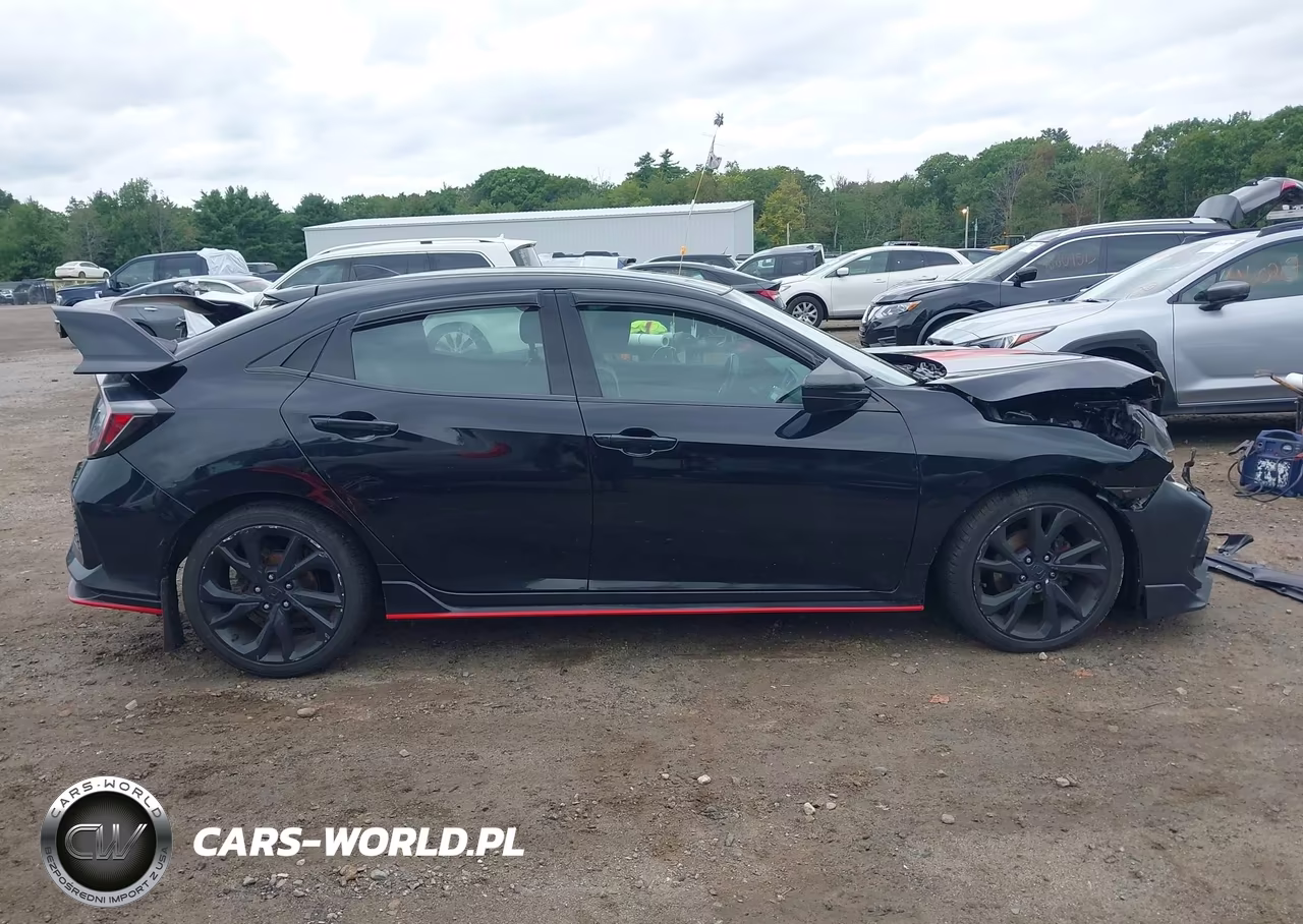 2018 Honda Civic Sport VIN:SHHFK7H41JU408111 - 14