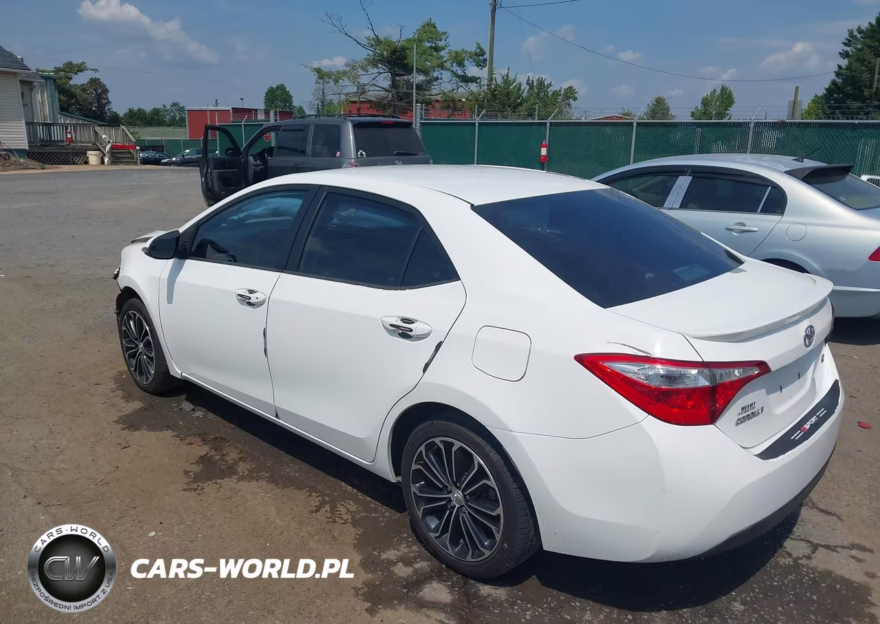 2014 Toyota Corolla S Plus VIN:5YFBURHEXEP122718 - 3
