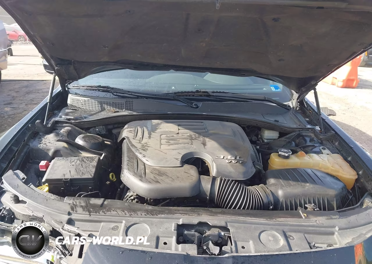2013 Chrysler 300 Motown VIN:2C3CCAAG0DH509730 - 10