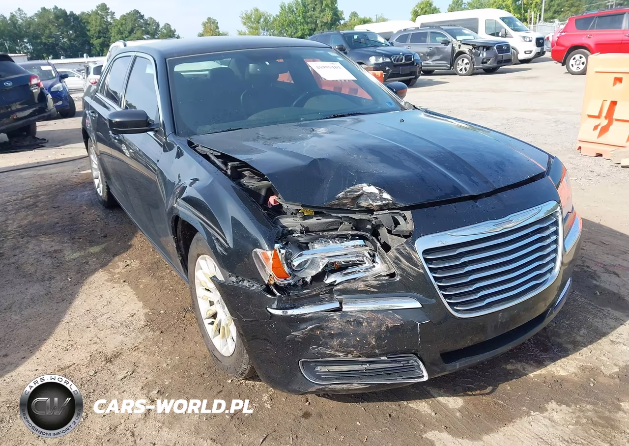 2013 Chrysler 300 Motown VIN:2C3CCAAG0DH509730 - 6