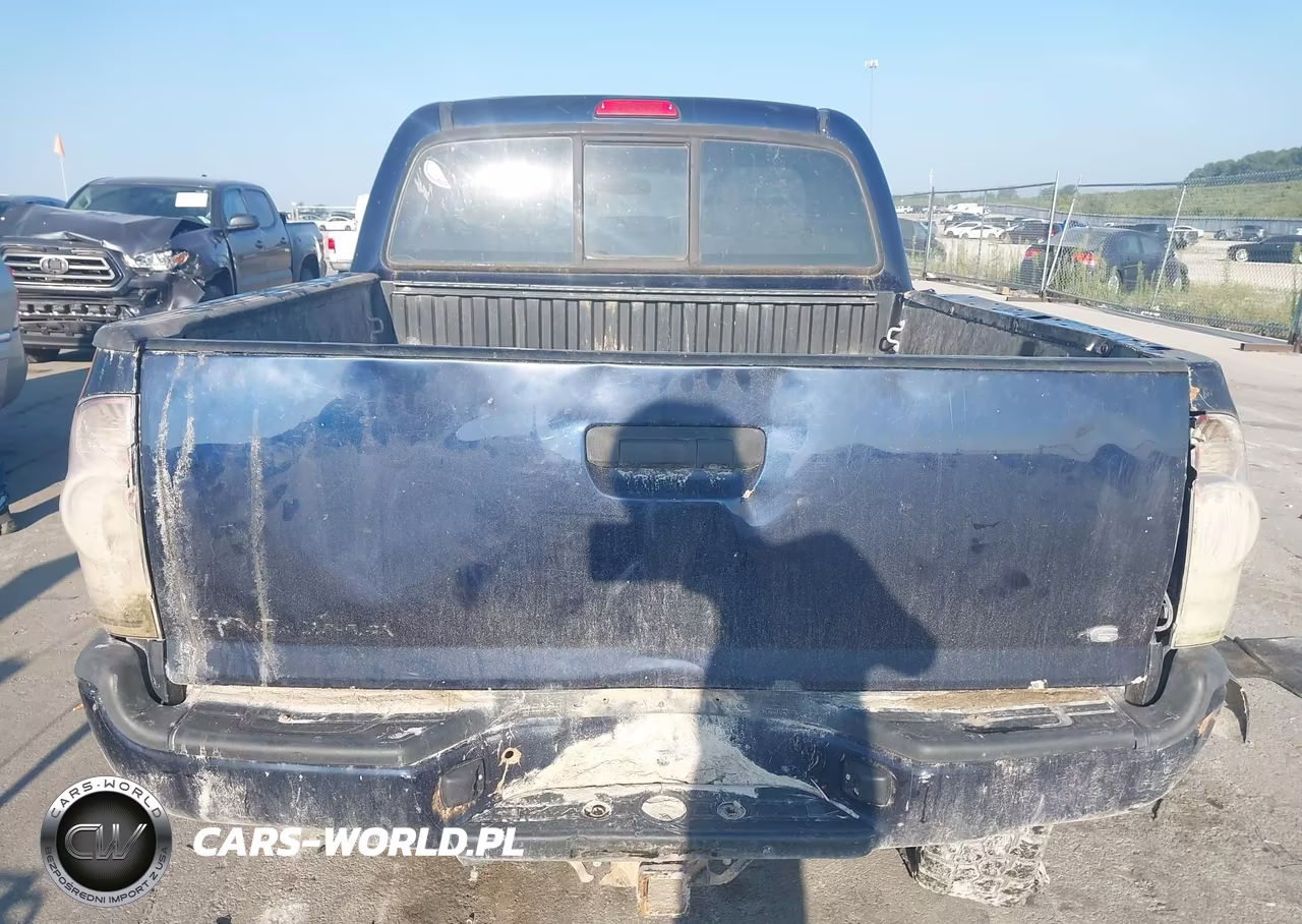 2013 Toyota Tacoma Base V6 VIN:3TMLU4EN1DM127274 - 16