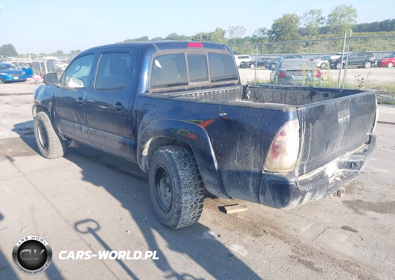 2013 Toyota Tacoma Base V6 VIN:3TMLU4EN1DM127274 - 3