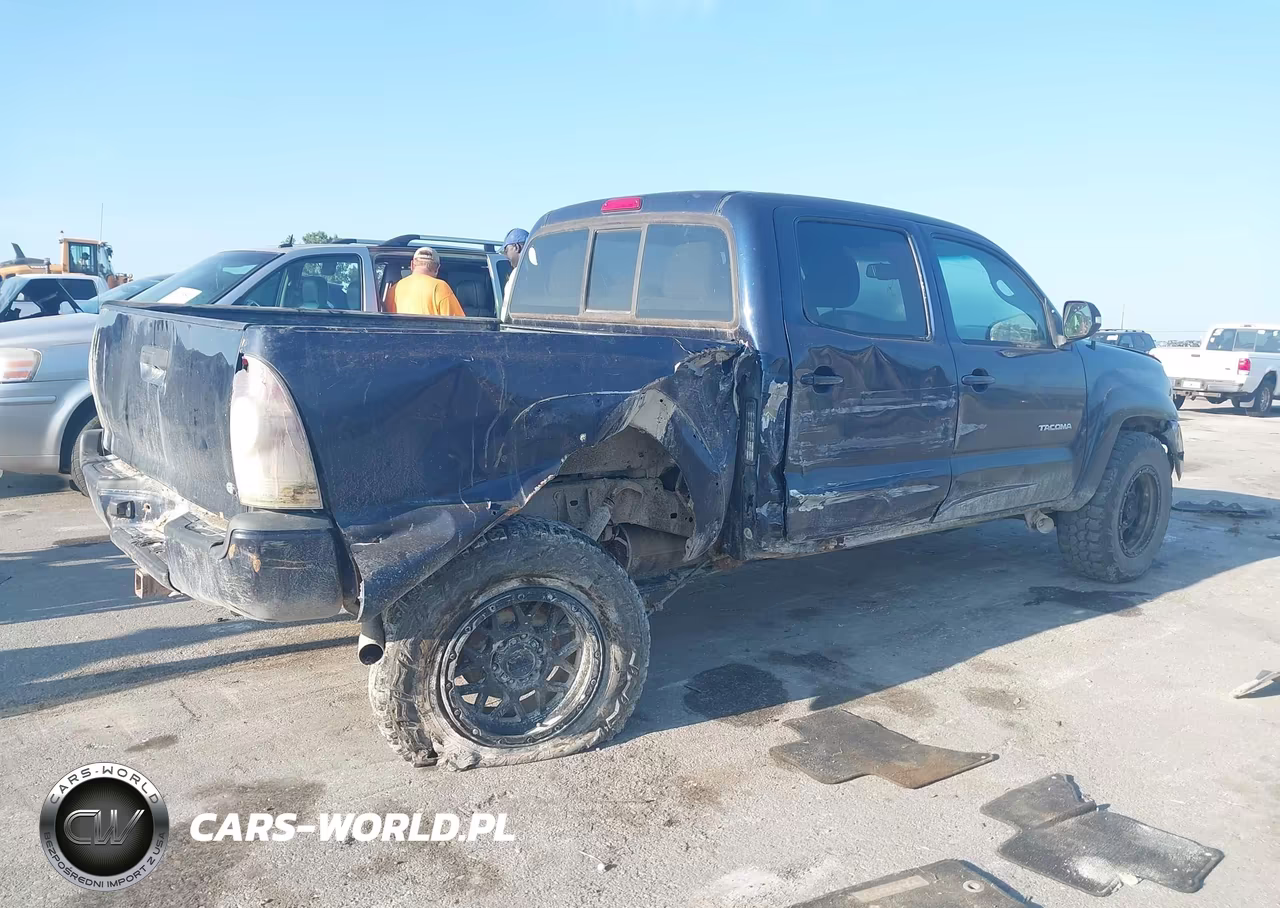 2013 Toyota Tacoma Base V6 VIN:3TMLU4EN1DM127274 - 4