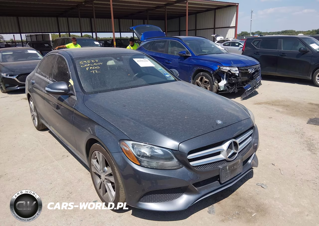 2015 Mercedes-Benz C 300 – zdjęcie 1 z 16