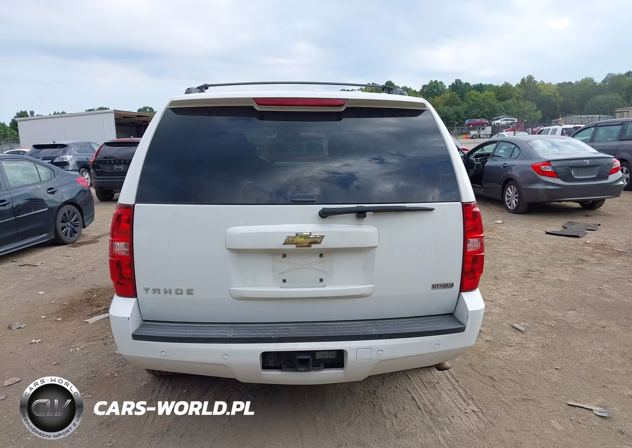 2011 Chevrolet Tahoe Lt VIN:1GNSCBE04BR159985 - 16