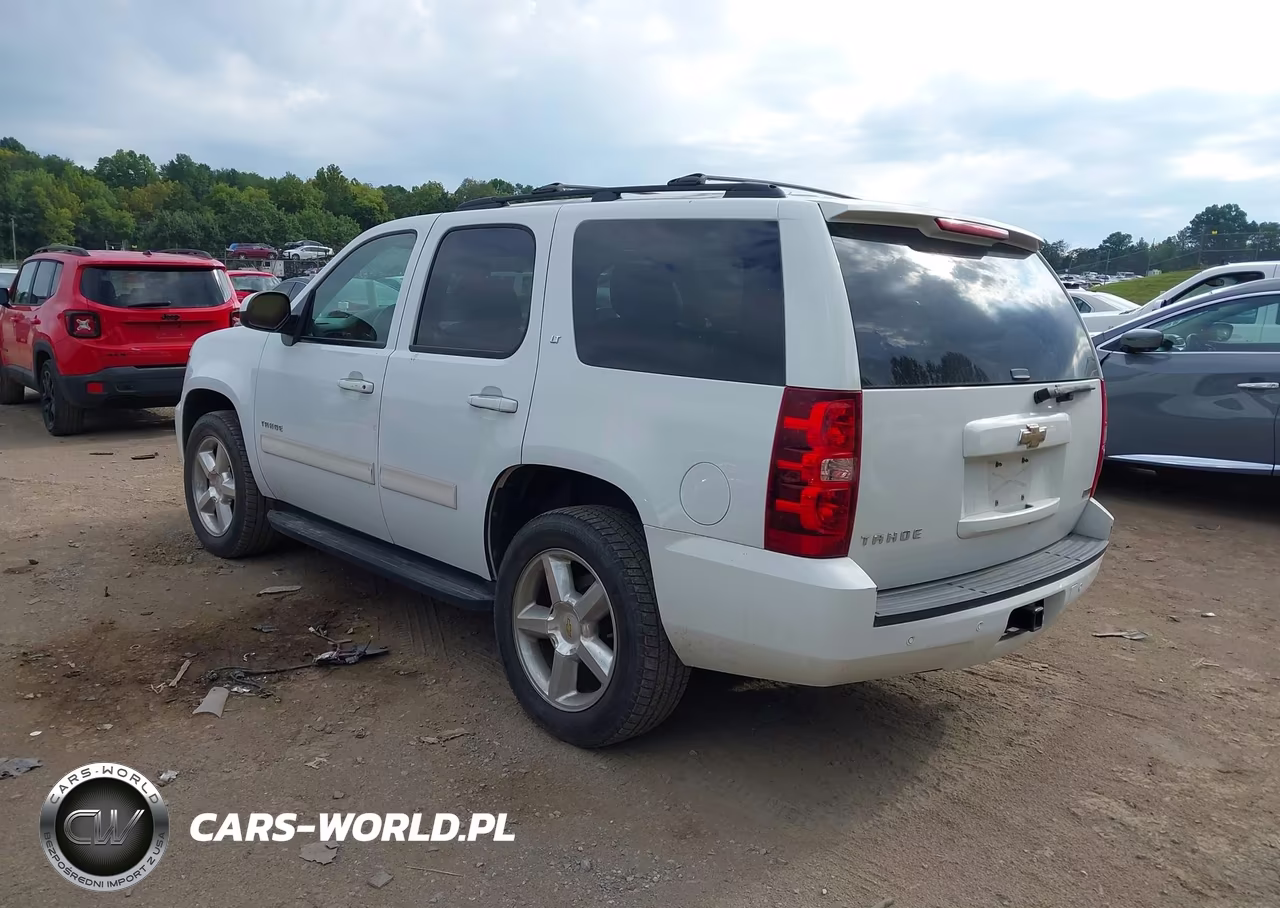 2011 Chevrolet Tahoe Lt VIN:1GNSCBE04BR159985 - 3