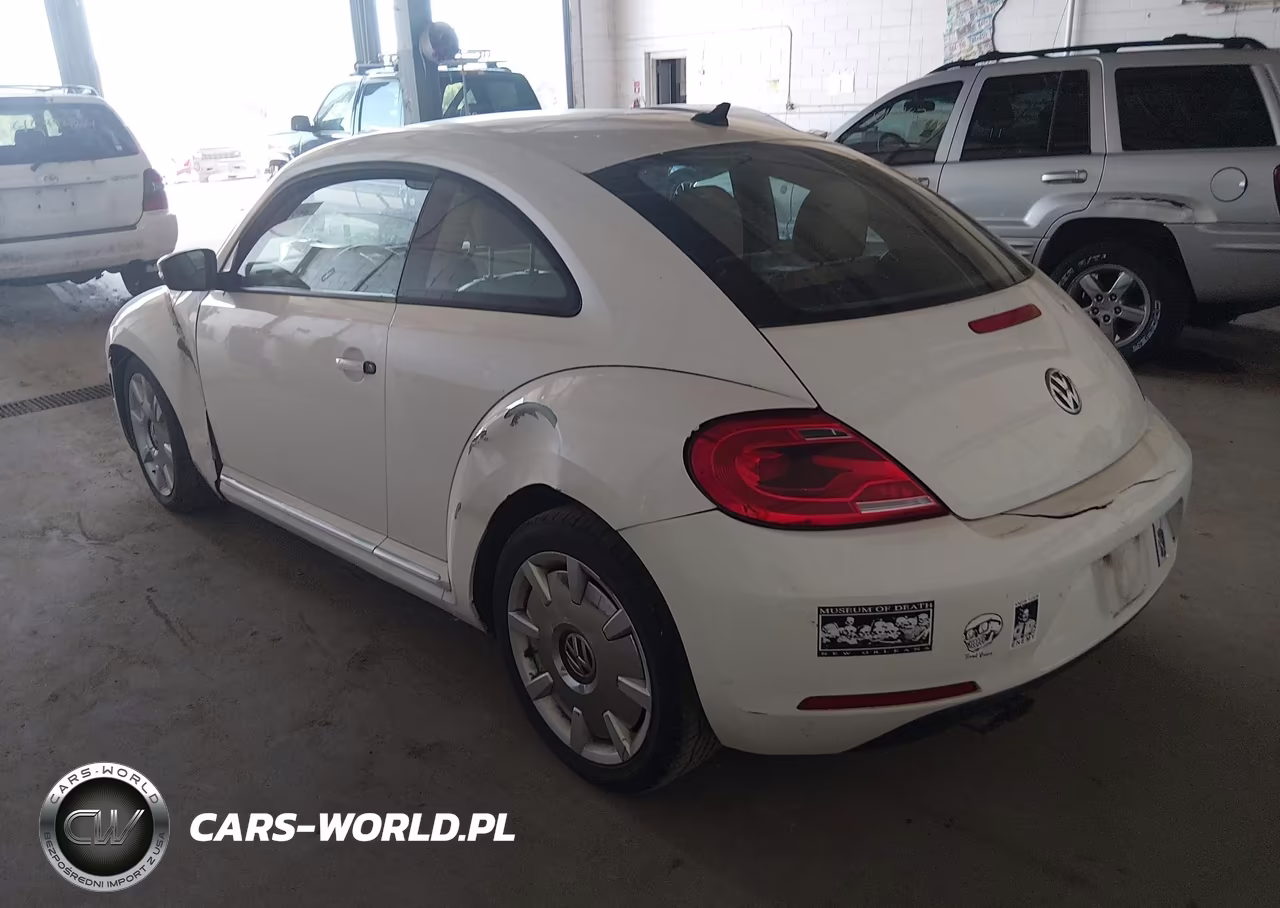 2012 Volkswagen Beetle 2.5L VIN:3VWJP7AT8CM659380 - 3