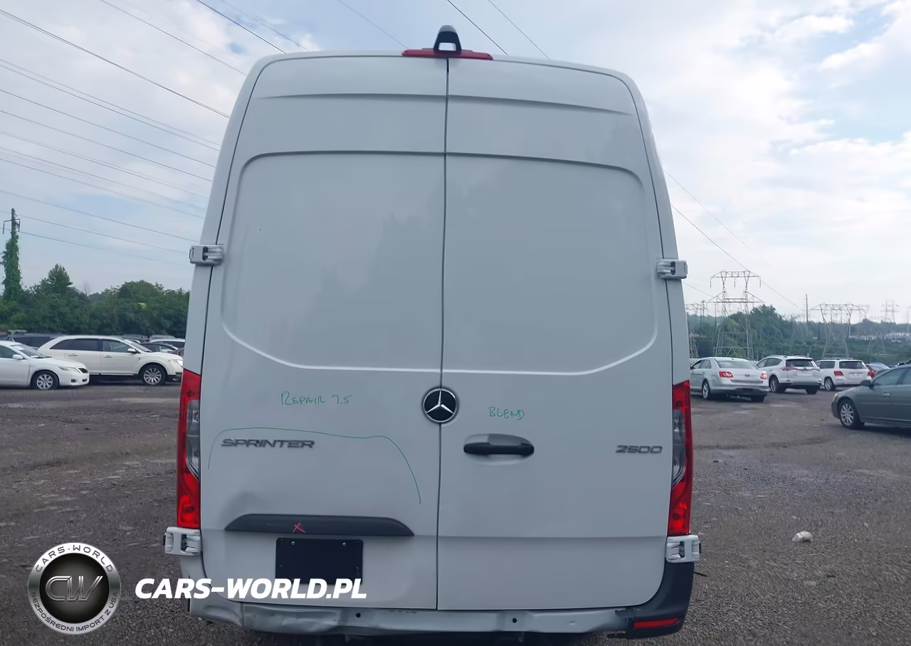 2025 Mercedes-Benz Sprinter 2500 High Roof 4-Cyl Diesel VIN:W1Y4KCHY4ST224361 - 17