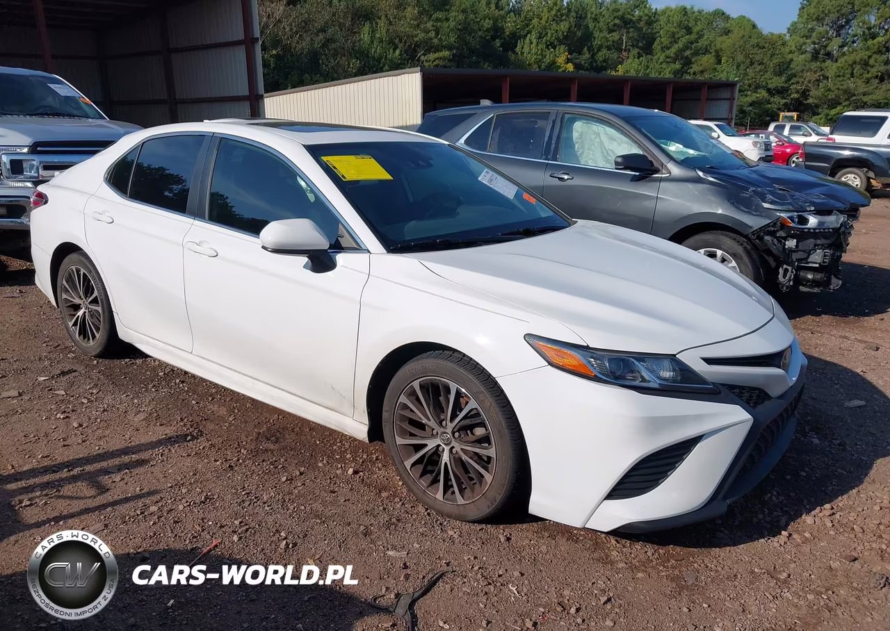 2020 Toyota Camry Se