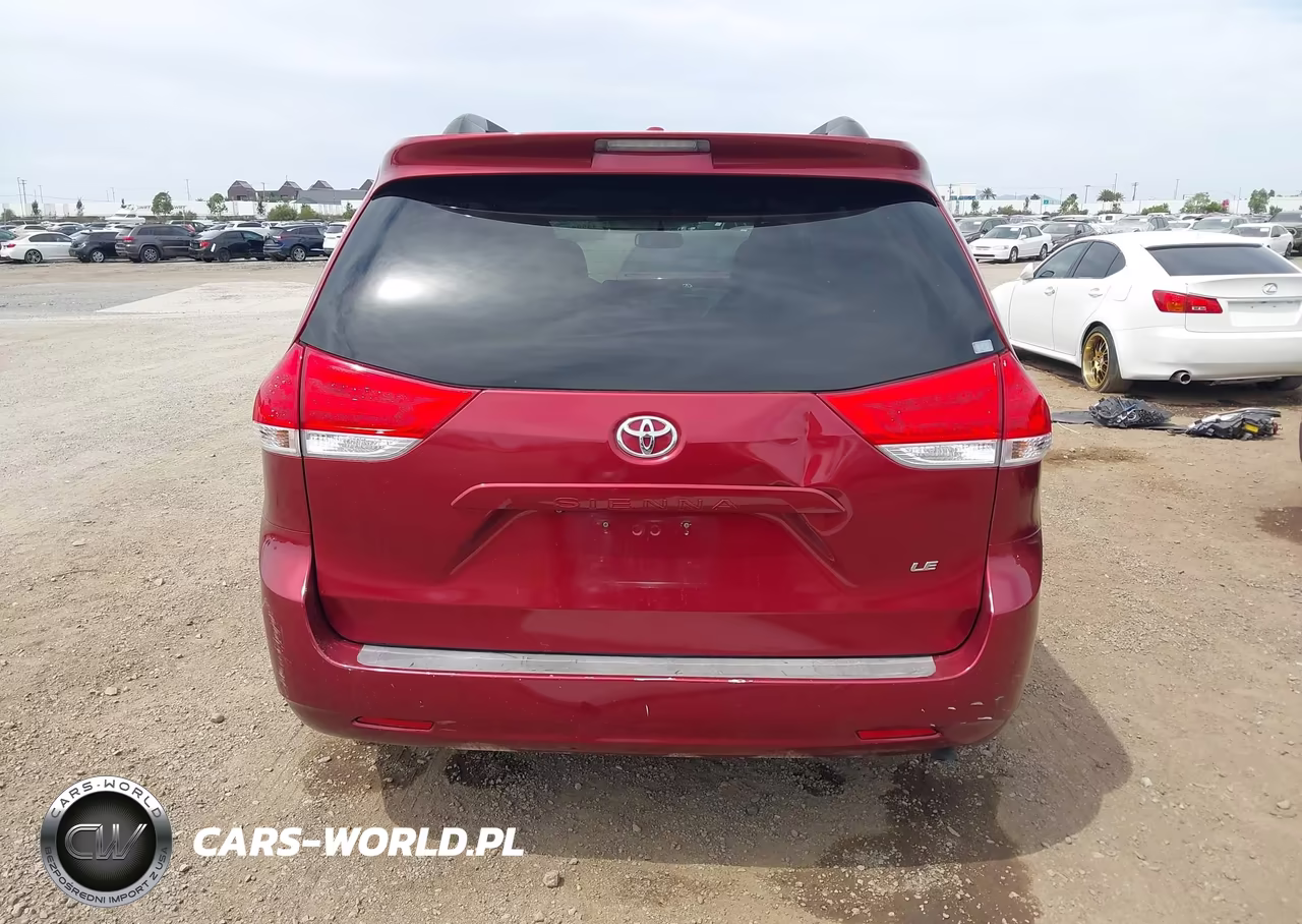 2012 Toyota Sienna Le V6 8 Passenger VIN:5TDKK3DC3CS240542 - 16