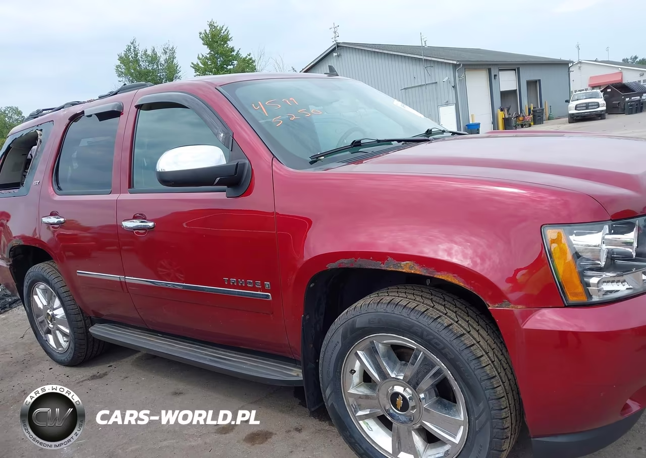 2009 Chevrolet Tahoe Ltz VIN:1GNFK330X9R289177 - 14