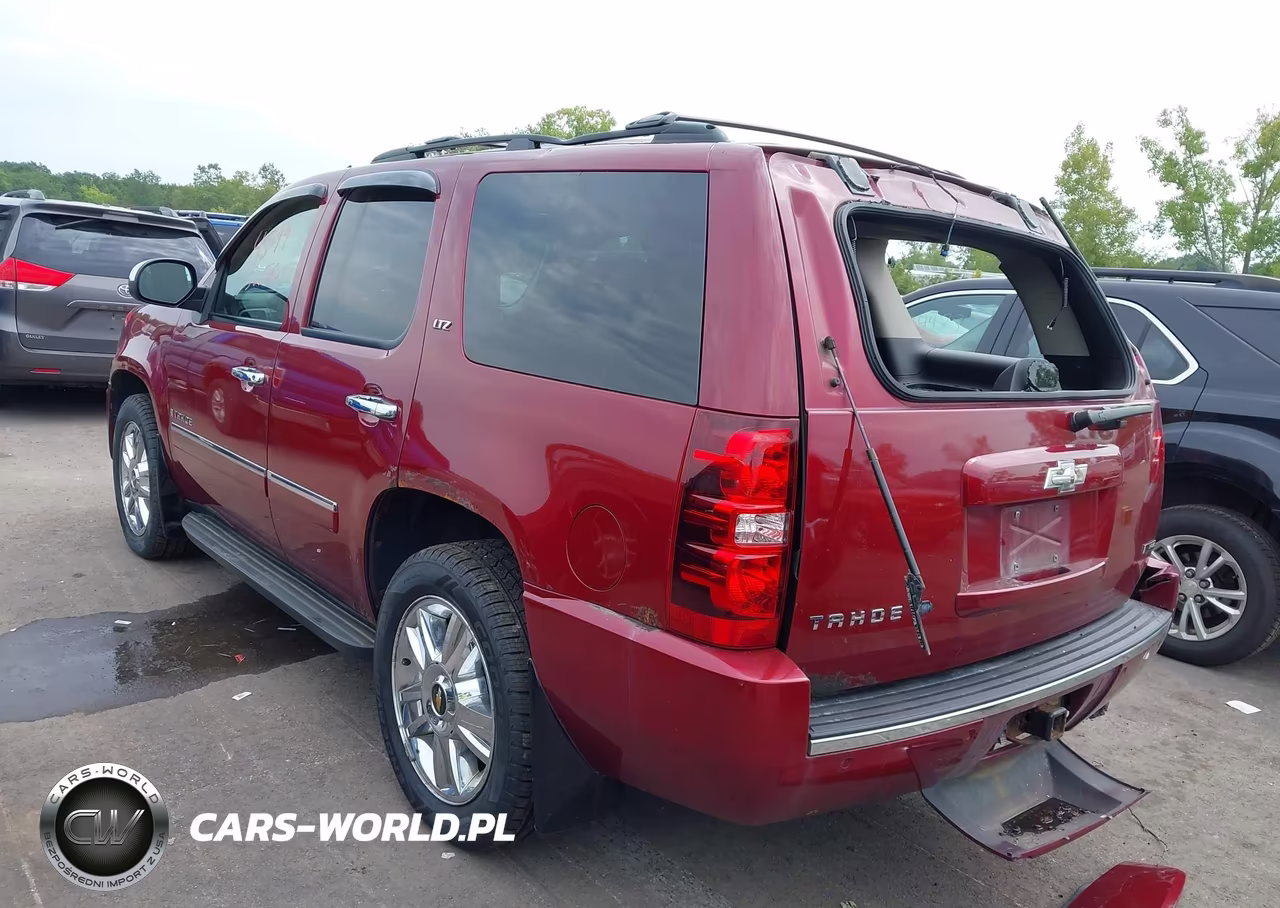 2009 Chevrolet Tahoe Ltz VIN:1GNFK330X9R289177 - 3