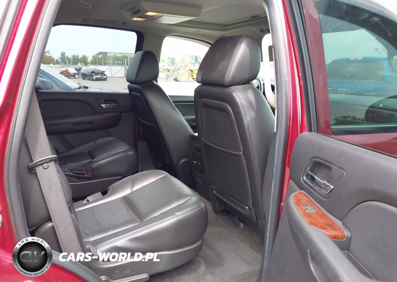 2009 Chevrolet Tahoe Ltz VIN:1GNFK330X9R289177 - 8