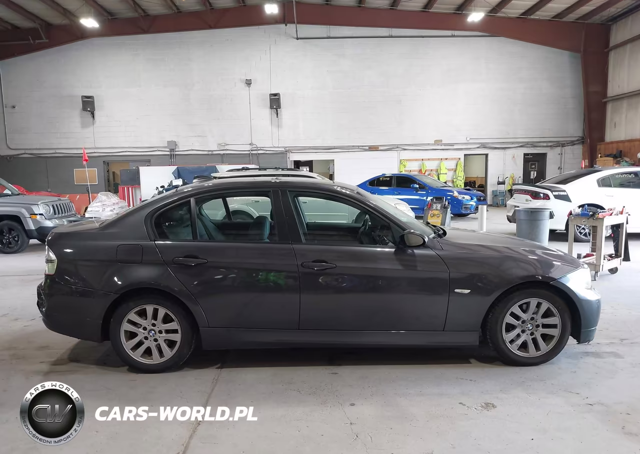 2007 BMW 328Xi VIN:WBAVC73587KP36810 - 13