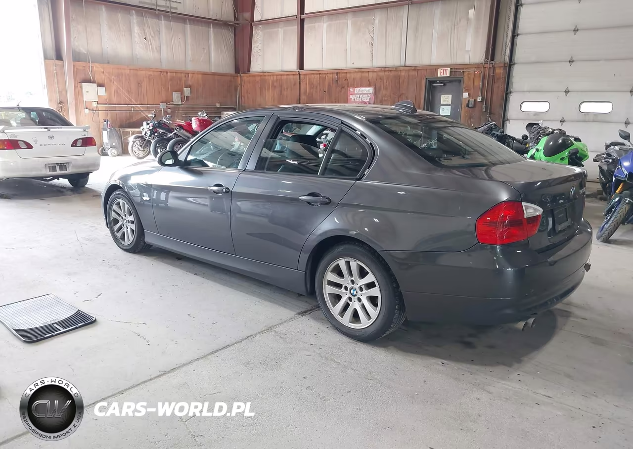 2007 BMW 328Xi VIN:WBAVC73587KP36810 - 3