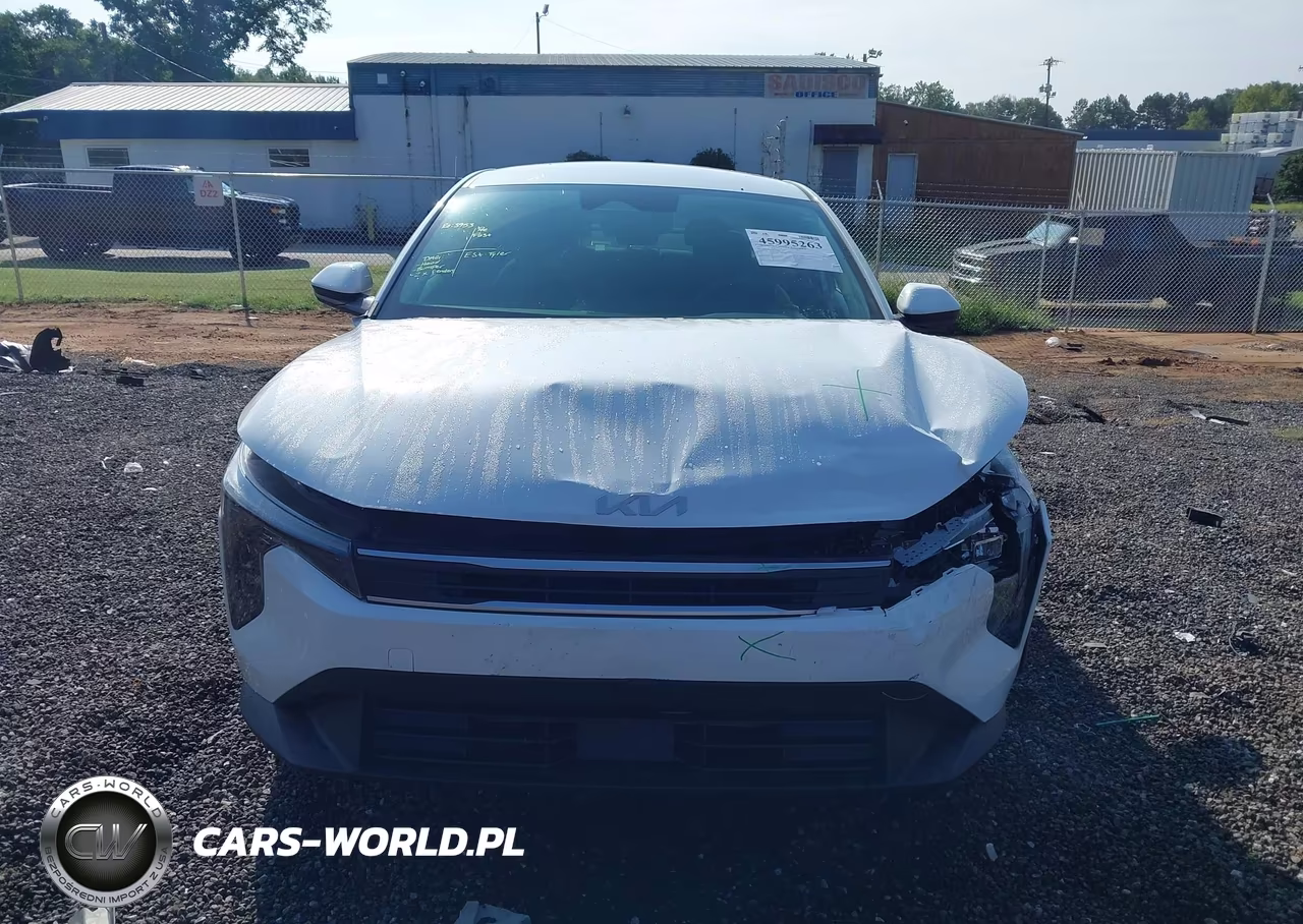 2025 Kia K4 Lxs VIN:3KPFT4DE1SE134962 - 12