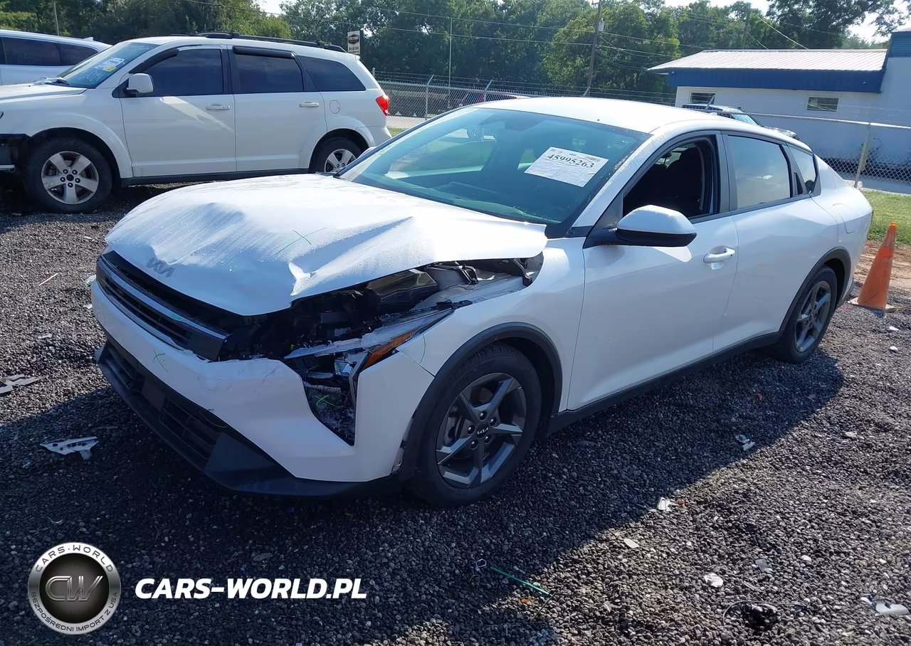 2025 Kia K4 Lxs VIN:3KPFT4DE1SE134962 - 2