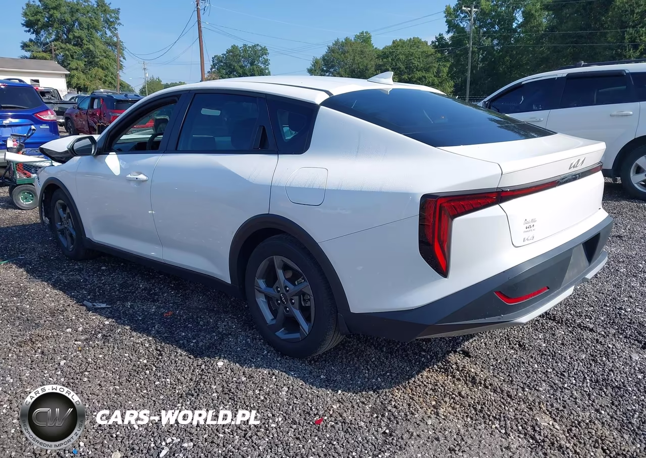 2025 Kia K4 Lxs VIN:3KPFT4DE1SE134962 - 3