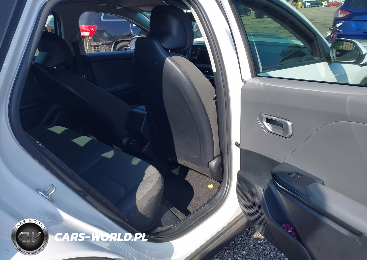2025 Kia K4 Lxs VIN:3KPFT4DE1SE134962 - 8