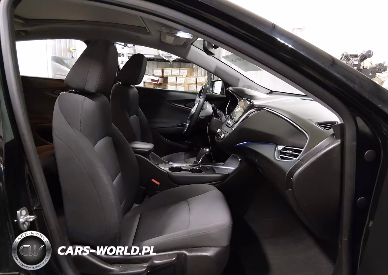 2018 Chevrolet Malibu Lt VIN:1G1ZD5ST6JF133370 - 5
