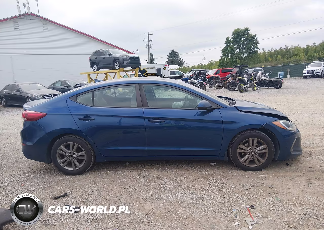 2018 Hyundai Elantra Value Edition VIN:5NPD84LFXJH370992 - 13