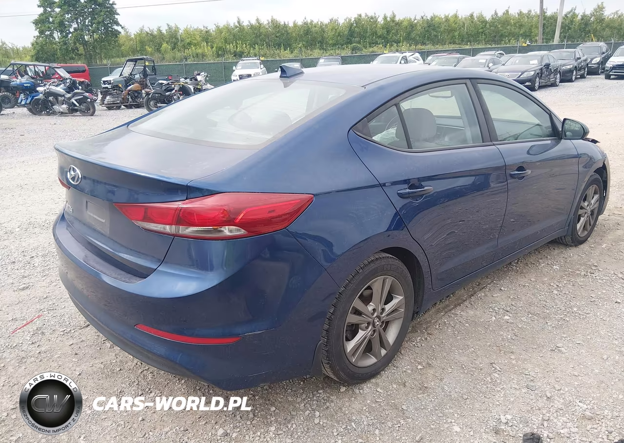 2018 Hyundai Elantra Value Edition VIN:5NPD84LFXJH370992 - 4