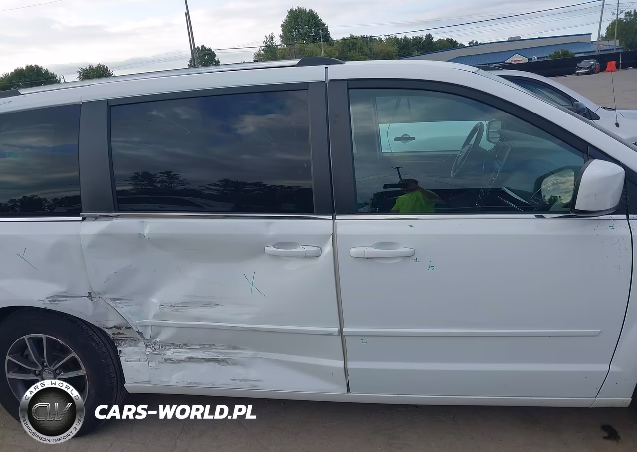 2017 Dodge Grand Caravan Sxt VIN:2C4RDGCG1HR717005 - 13