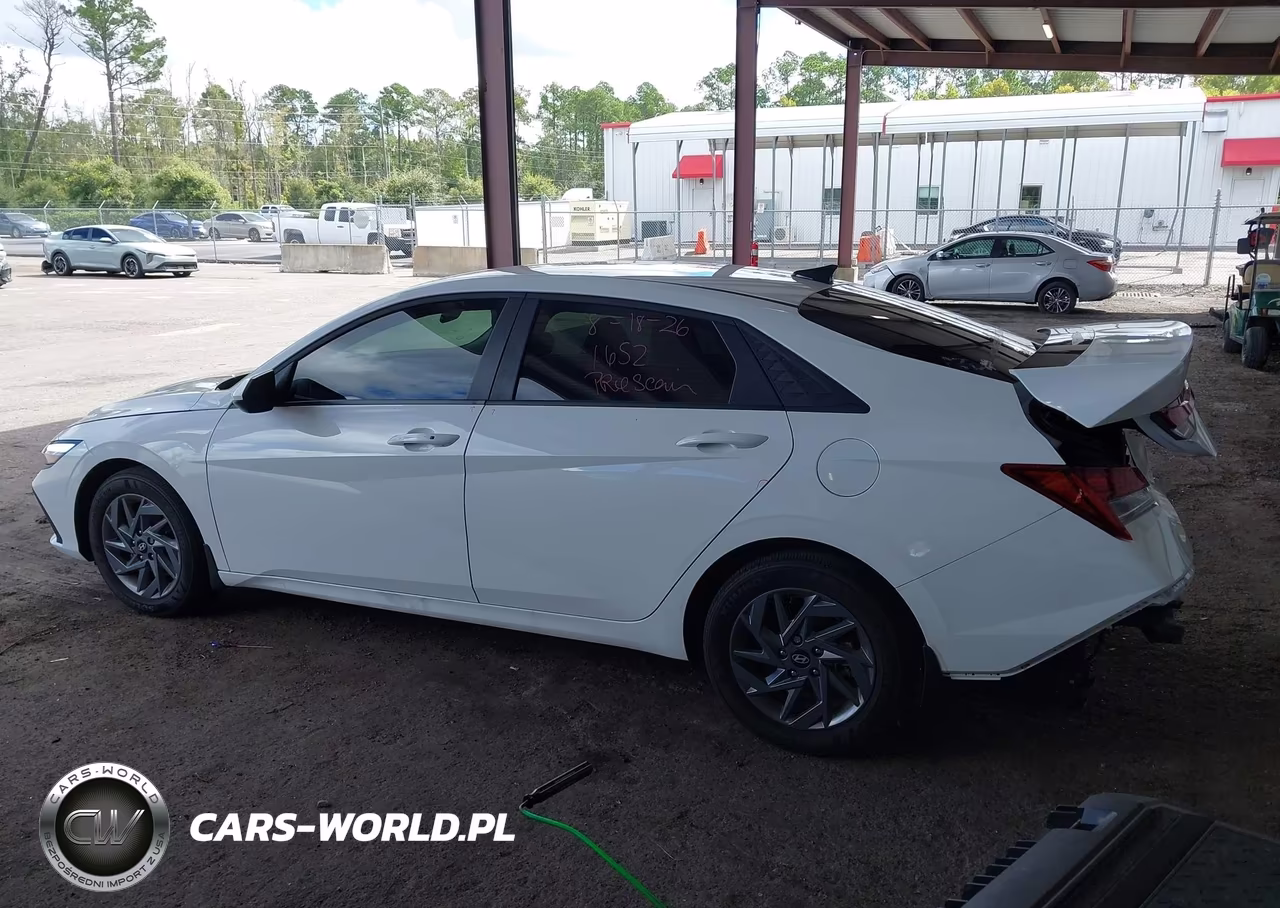 2025 Hyundai Elantra Hybrid Blue VIN:KMHLM4DJ3SU157959 - 14