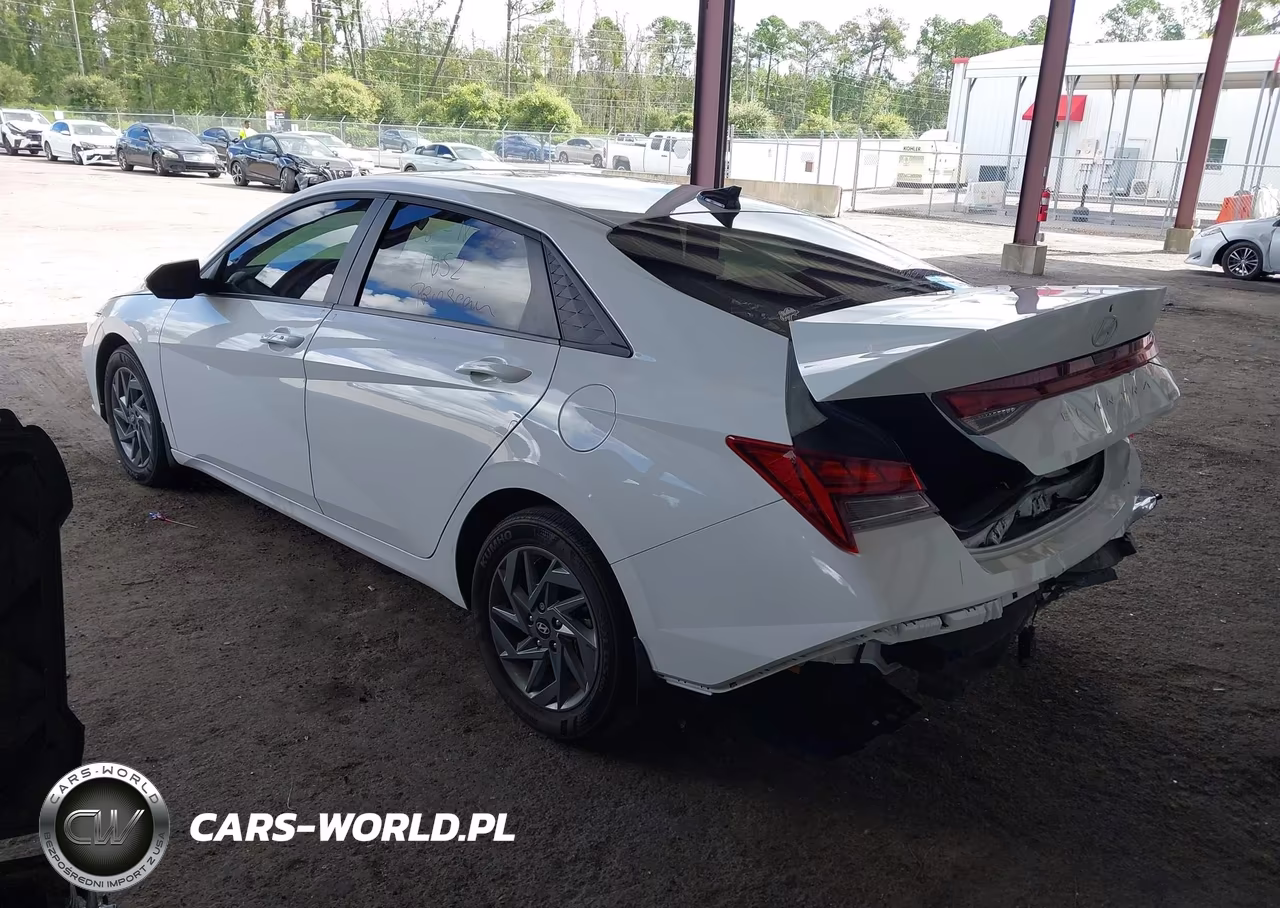 2025 Hyundai Elantra Hybrid Blue VIN:KMHLM4DJ3SU157959 - 3