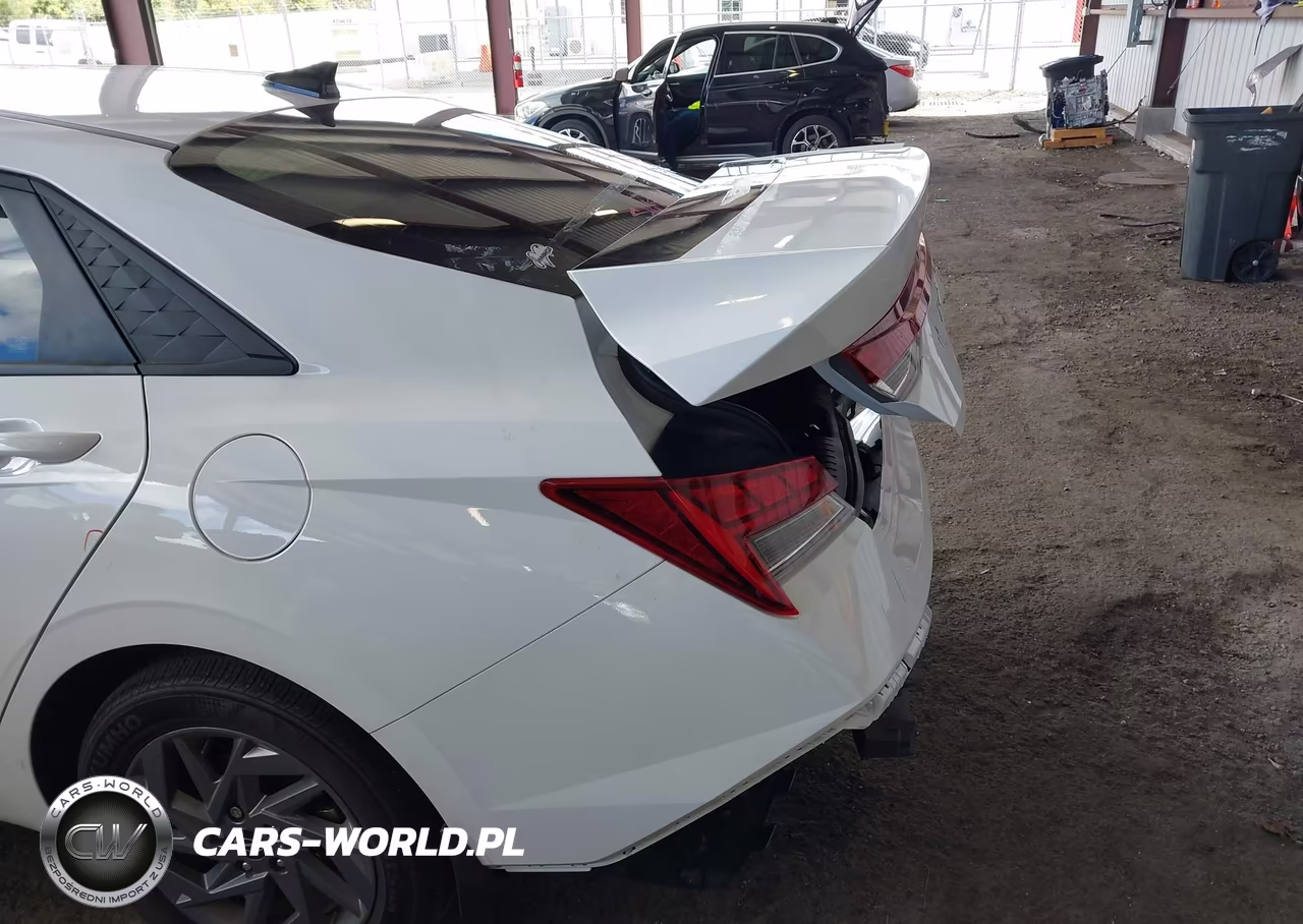 2025 Hyundai Elantra Hybrid Blue VIN:KMHLM4DJ3SU157959 - 6