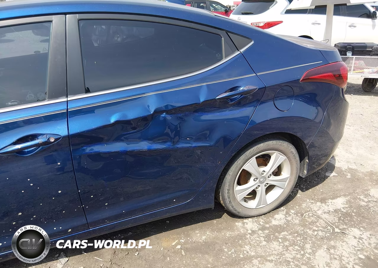 2016 Hyundai Elantra Value Edition VIN:5NPDH4AE3GH735774 - 6
