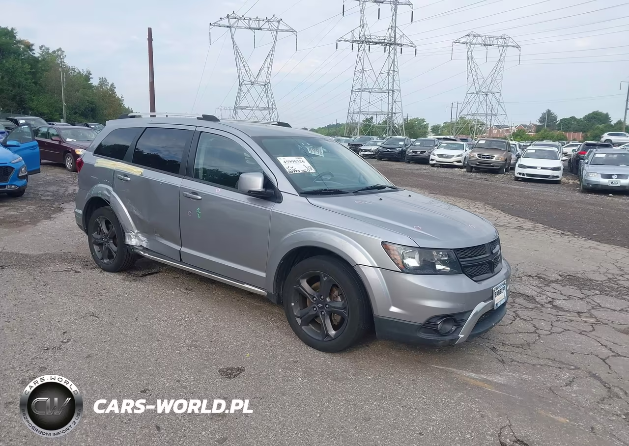 2018 Dodge Journey Crossroad VIN:3C4PDCGG3JT339590 - 1