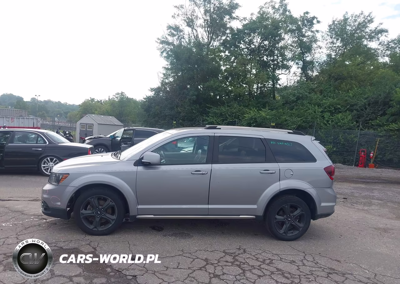 2018 Dodge Journey Crossroad VIN:3C4PDCGG3JT339590 - 14