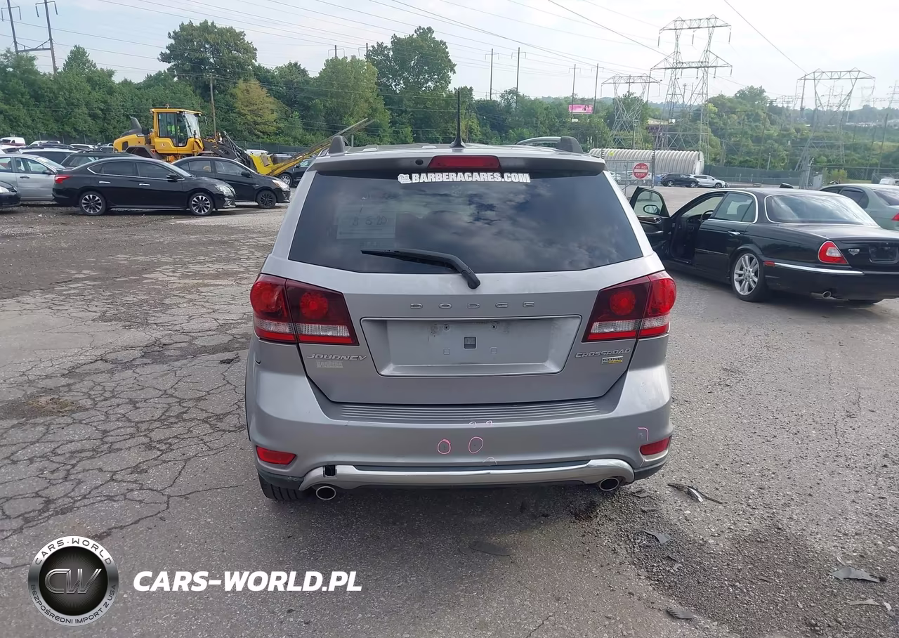 2018 Dodge Journey Crossroad VIN:3C4PDCGG3JT339590 - 16