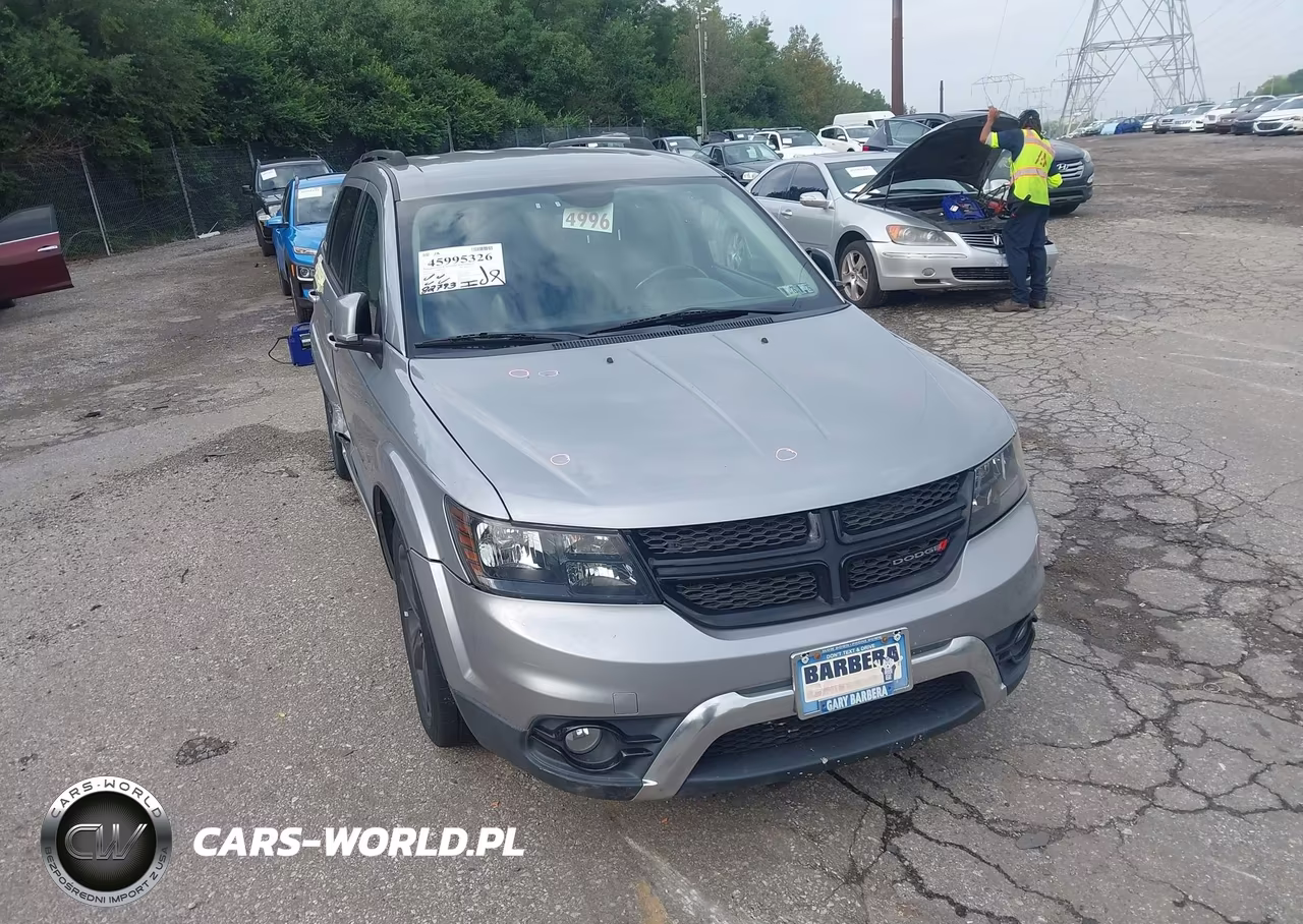 2018 Dodge Journey Crossroad VIN:3C4PDCGG3JT339590 - 19
