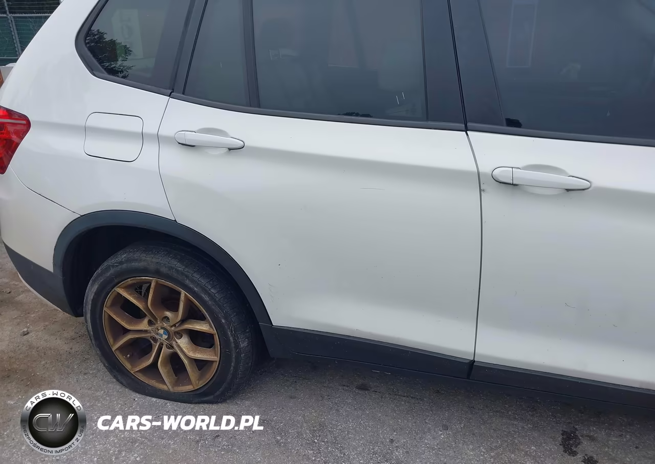 2011 BMW X3 xDrive35I VIN:5UXWX7C55BL734929 - 13
