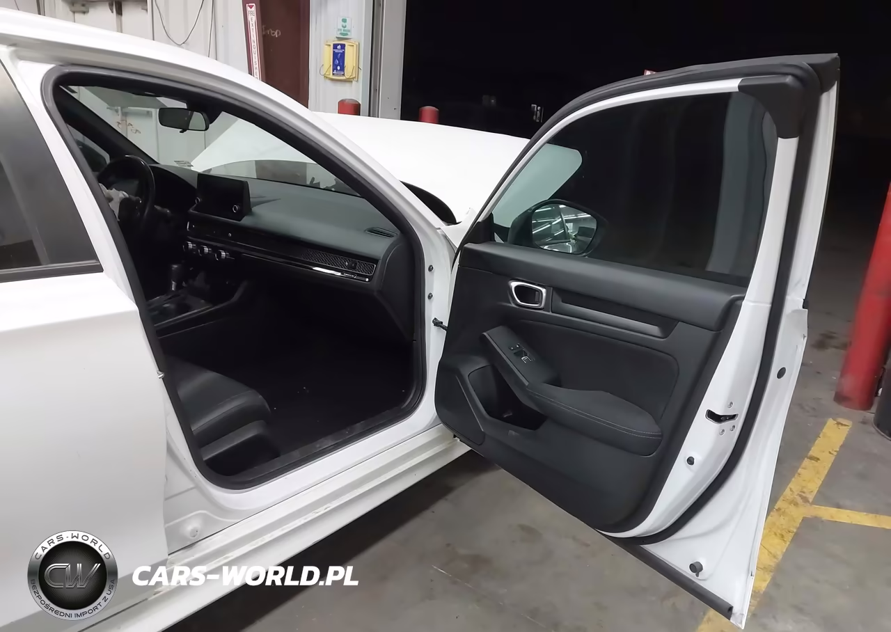2023 Honda Civic Sport VIN:2HGFE2F5XPH543695 - 5