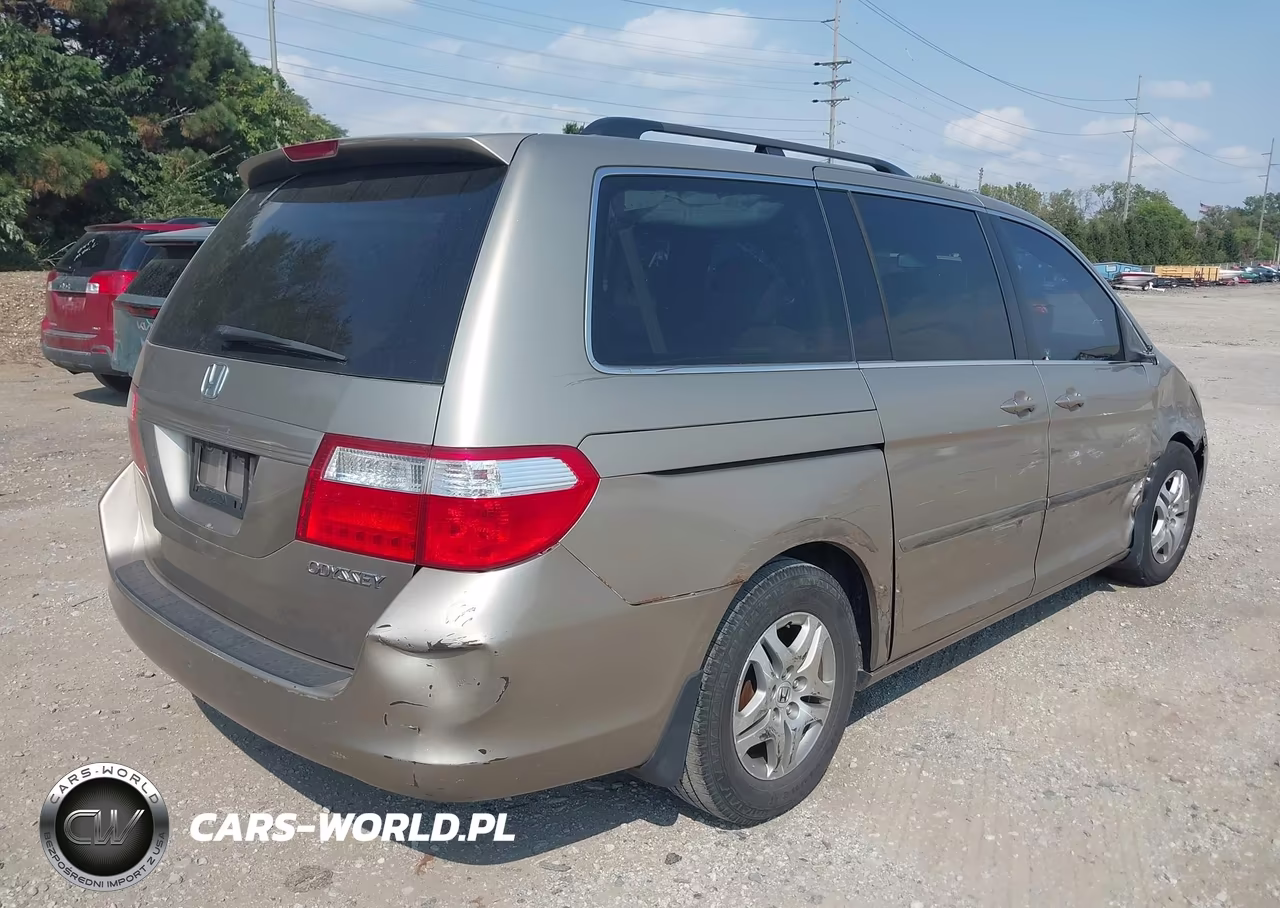 2005 Honda Odyssey Ex-L VIN:5FNRL38755B132617 - 4